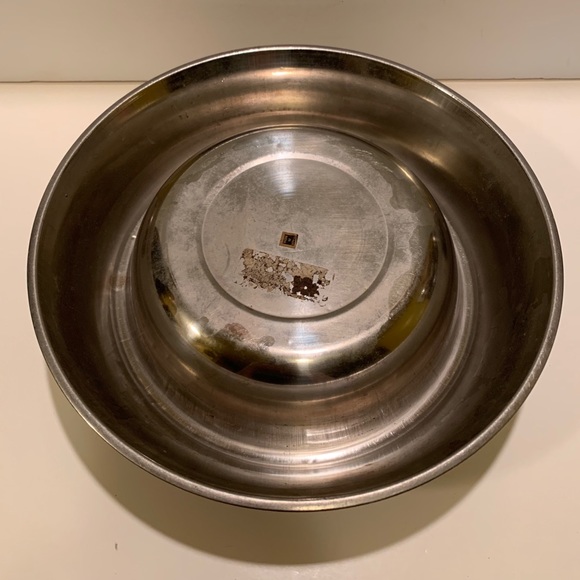 METAL DOG BOWL. - Picture 4 of 7